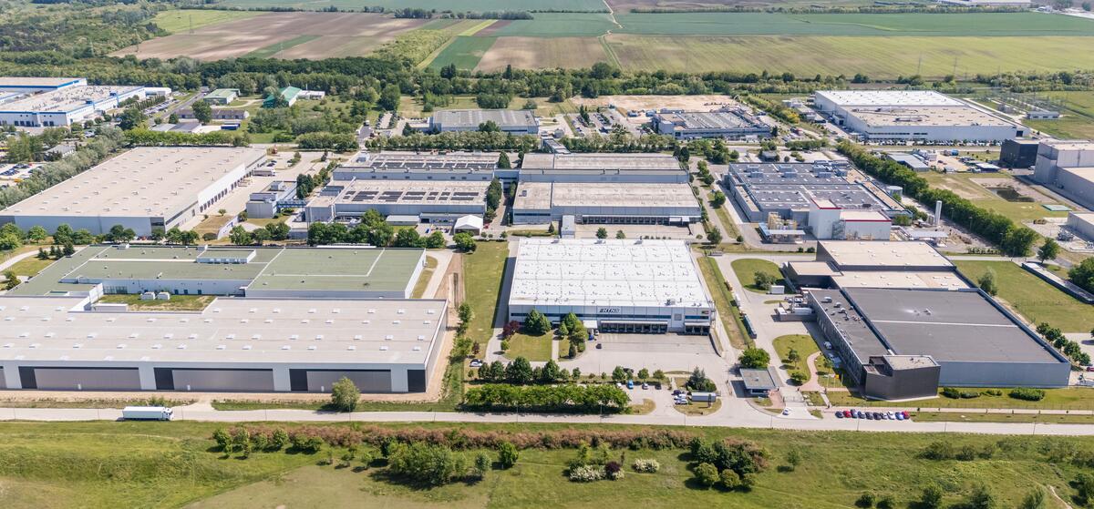Ritkán látott bővülés a magyar piacon: 26 ezer négyzetméterre szerződött egy nemzetközi elektronikai vállalat a CTP-vel