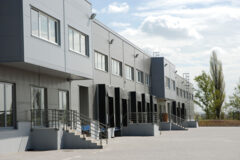 Kiadó raktár Login Business Park