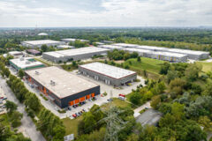 Kiadó raktár Login Business Park