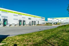 Kiadó raktár HelloParks Fót